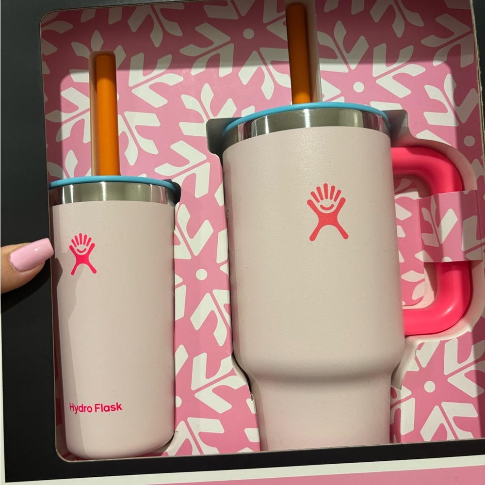 Hydro Flask Pink Tumbler Sip Set - Picture 4 of 5